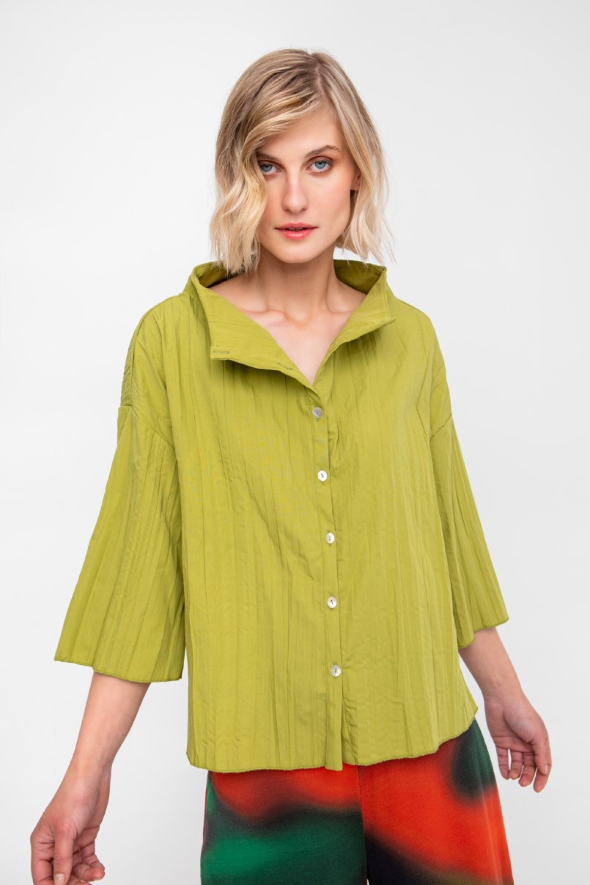 LOOSE SHIRT WITH 3/4 SLEEVES