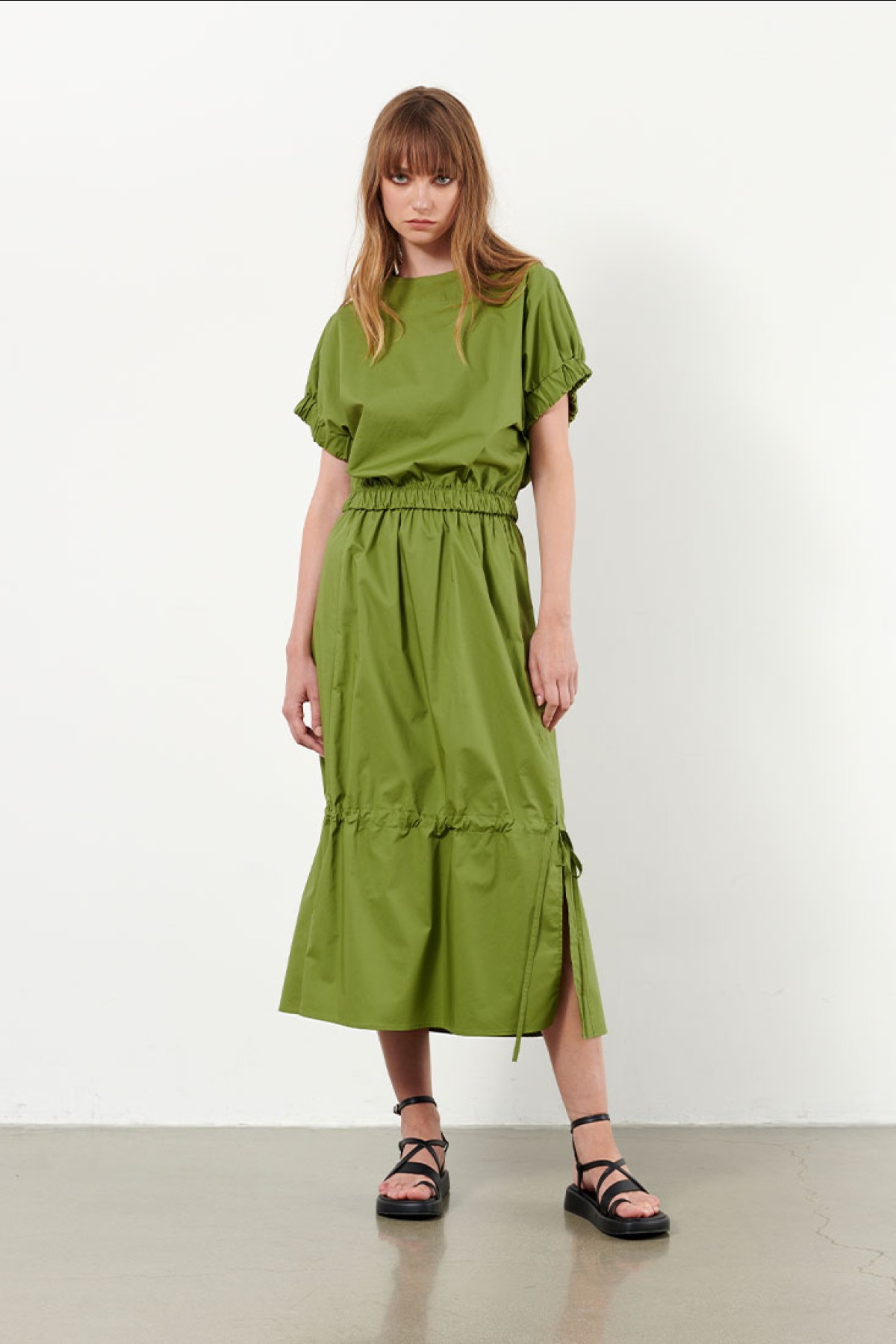 TOP - TWO COLORS, GREEN & BEIGE