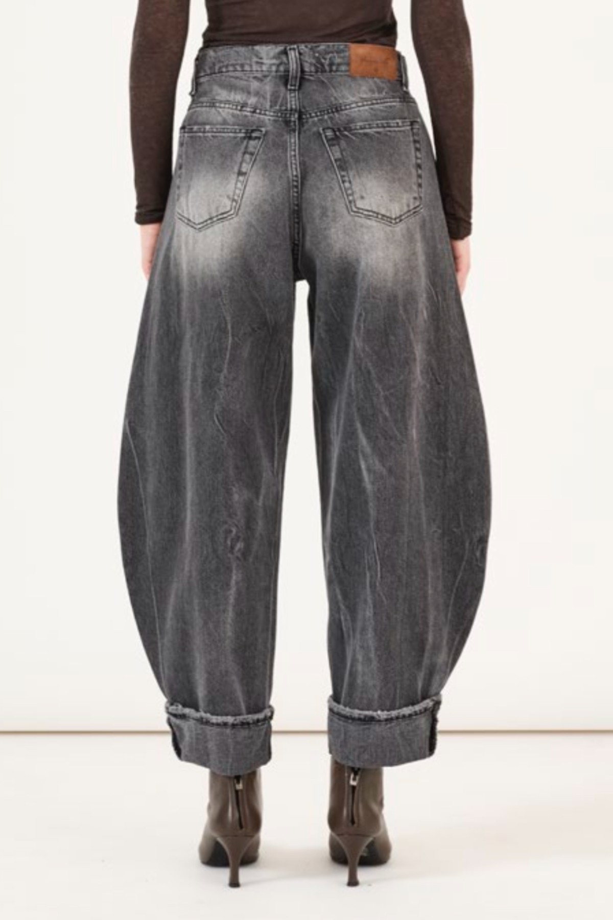 BARREL STYLE JEANS BARREL STYLE JEANS