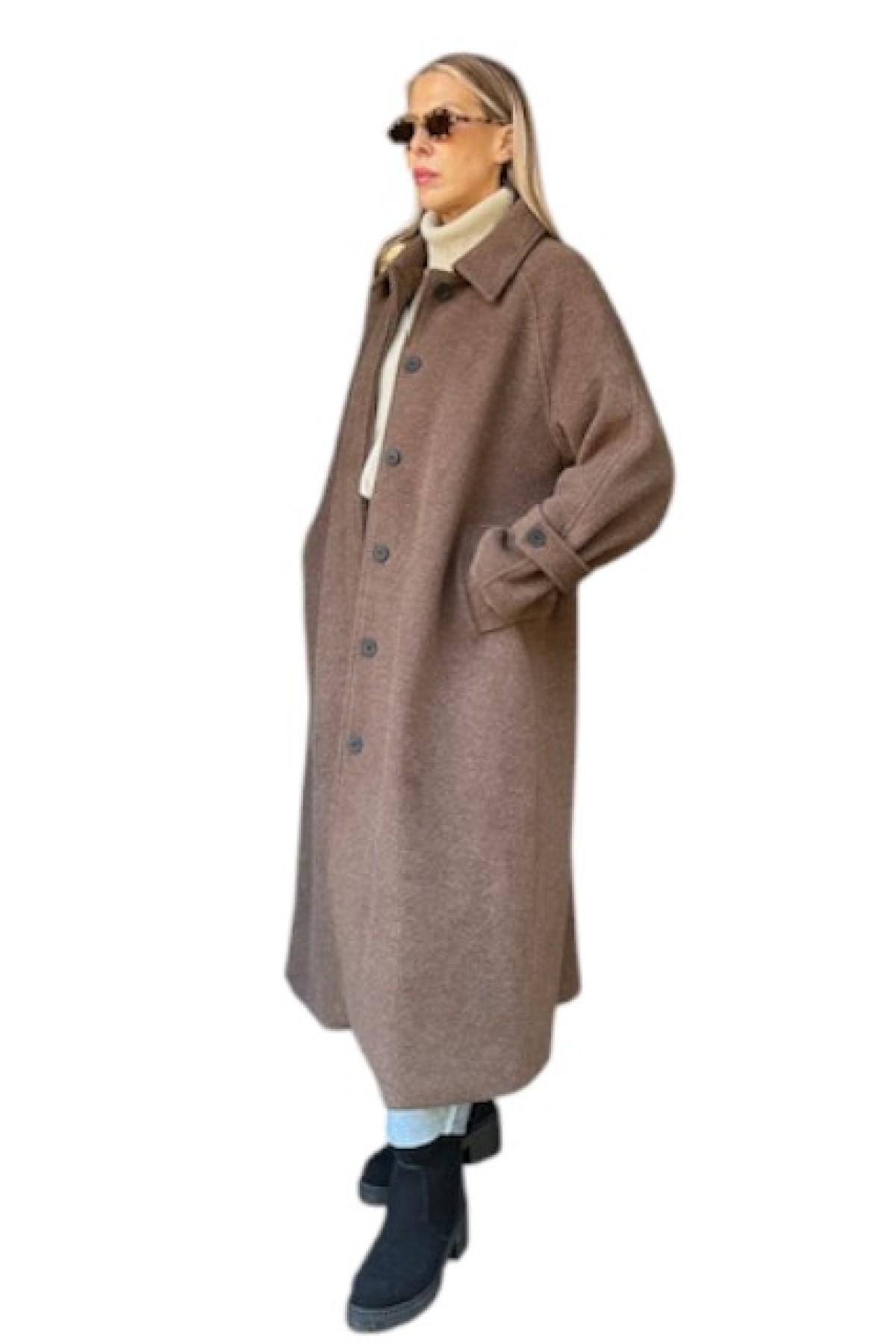 ΚΑΦΕ ΜΑΚΡΥ ΠΑΛΤΟ ΣΕ Α ΓΡΑΜΜΗ