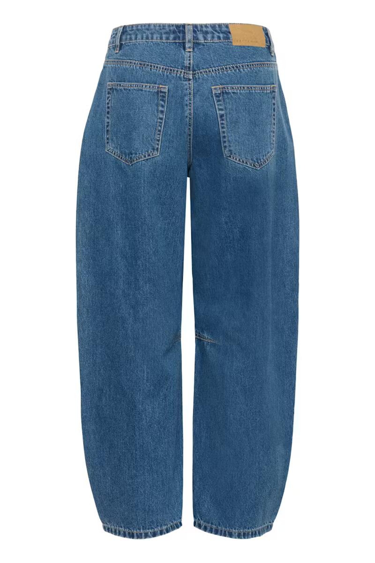 Barrel blue jeans