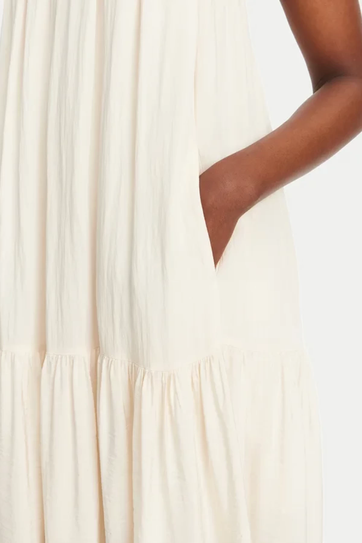ΜΑΚΡΥ STRAPLESS ΦΟΡΕΜΑ ΜΕ ΒΟΛΑΝ / ΔΙΑΘΕΣΙΜΟ ΚΑΙ ΣΕ ΜΑΥΡΟ