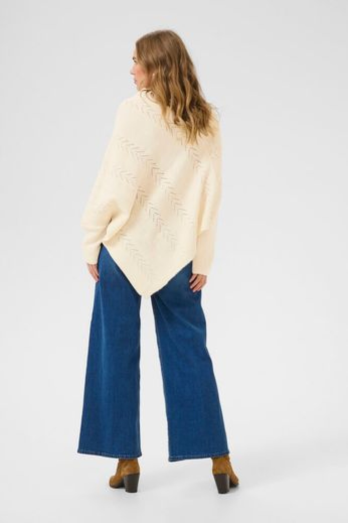 KNIT PONCHO SWEATER ,V-NECKLINE