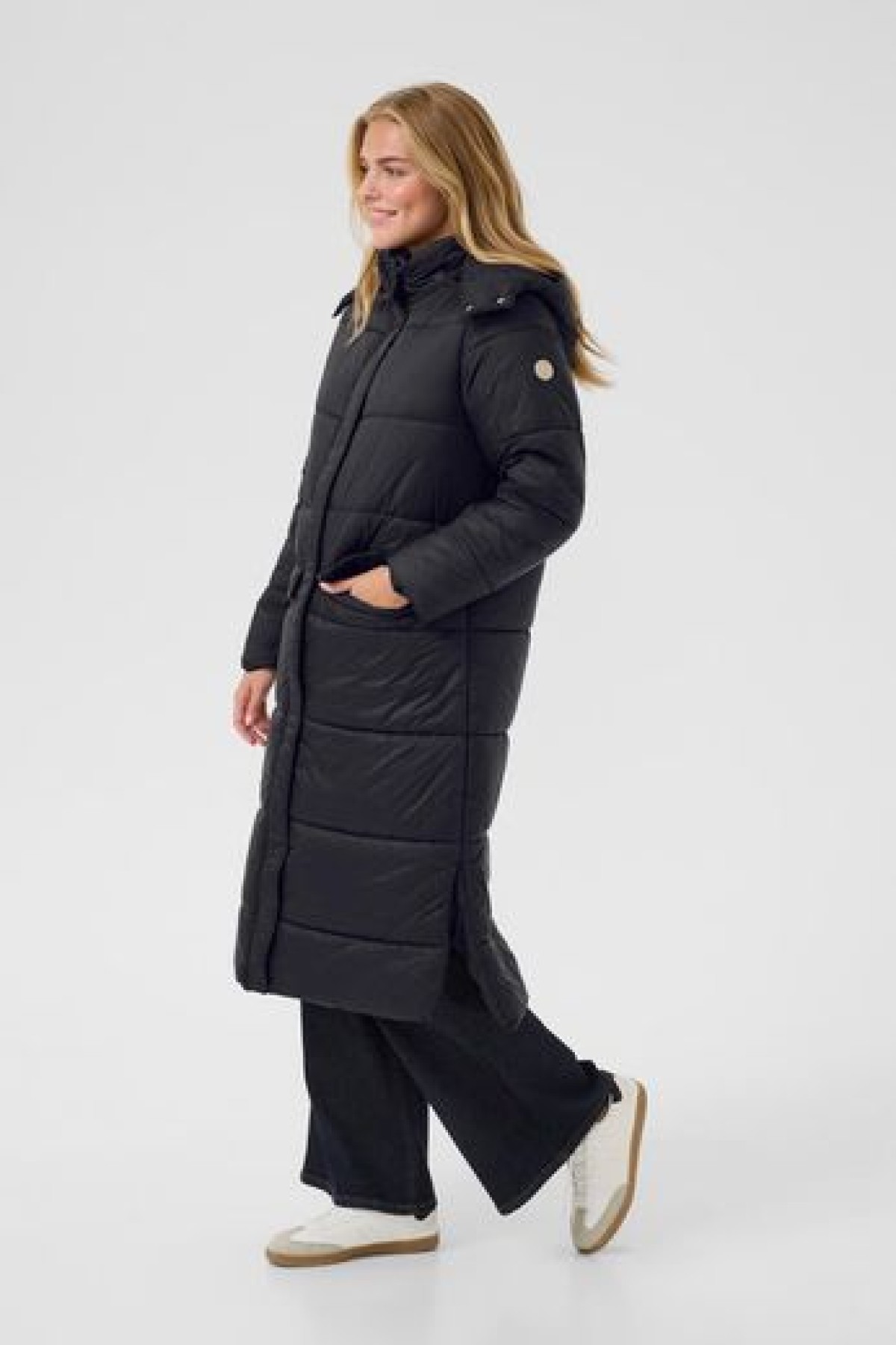 LONG COAT WITH HOOD