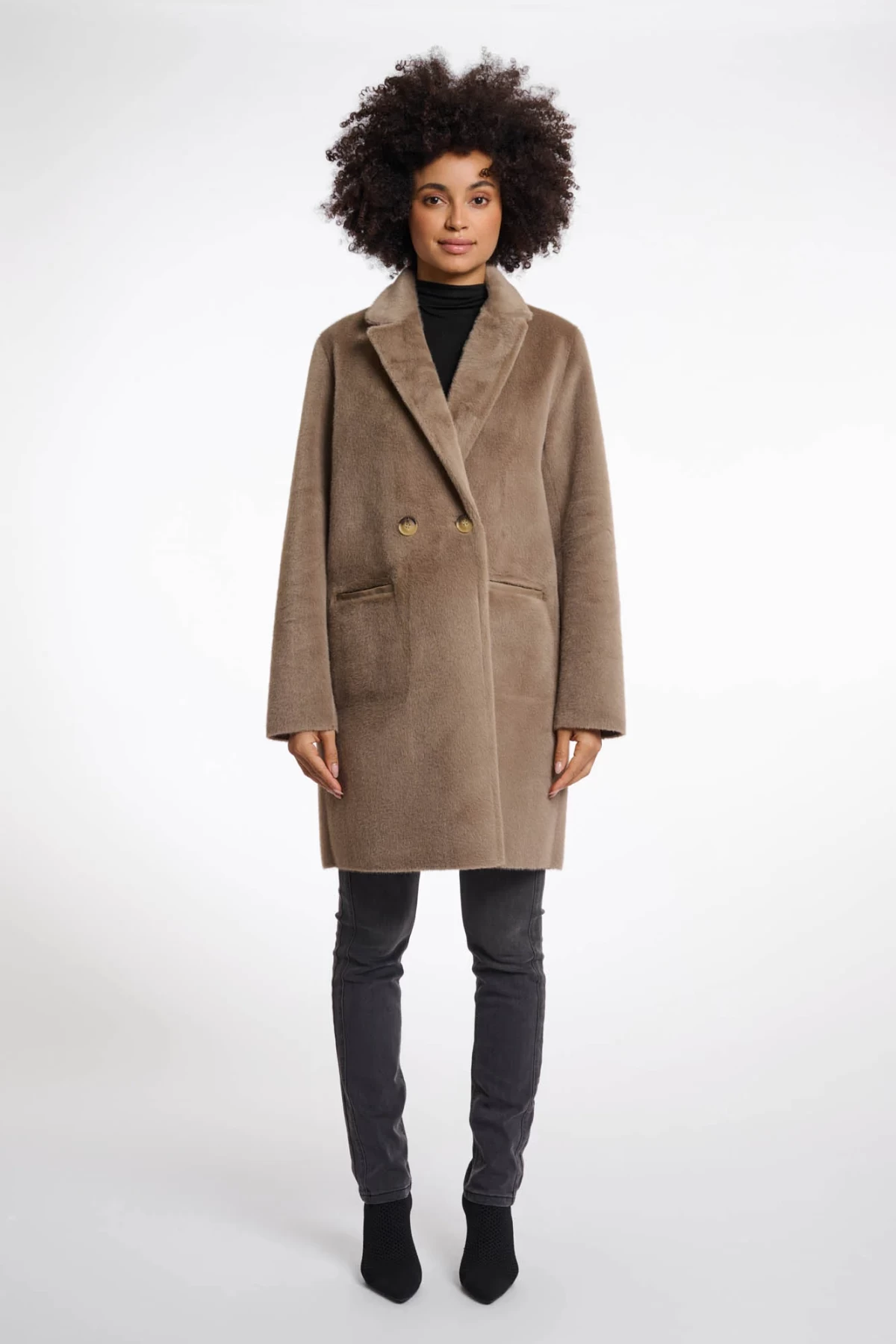 ΠΑΝΩΦΟΡΙ ΔΙΠΛΗΣ ΟΨΗΣ. ΔΙΑΤΙΘΕΤΑΙ ΣΕ ΤΡΙΑ ΧΡΩΜΑΤΑ. ΕΚΡΟΥ, ΠΟΥΡΟ ΚΑΙ ΜΑΥΡΟ