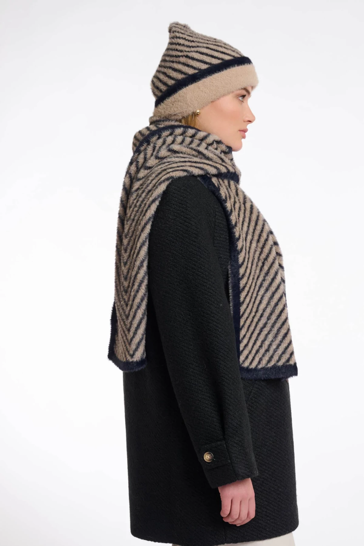 BEANIE - WEAR IT WITH THE  MATCHING SCARF