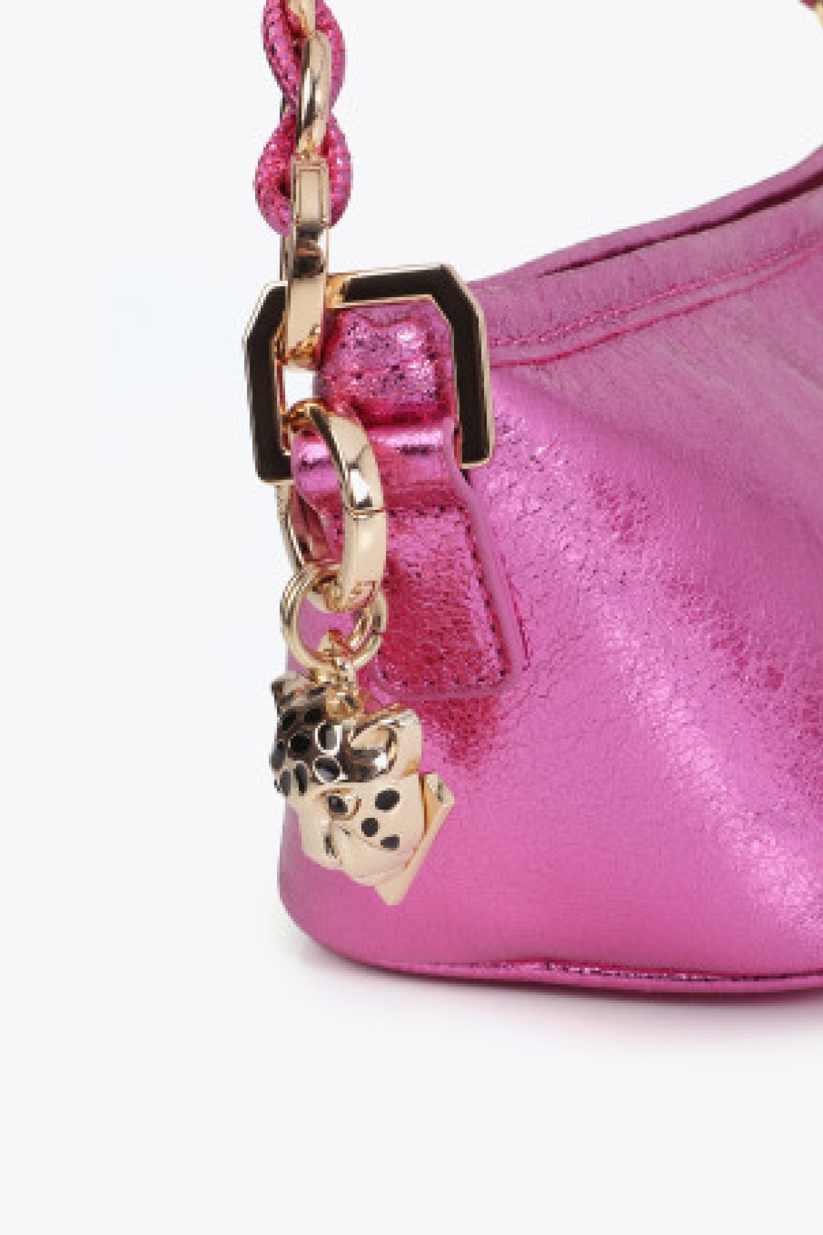 Μetallic Shoulder Bag in Fuchsia.