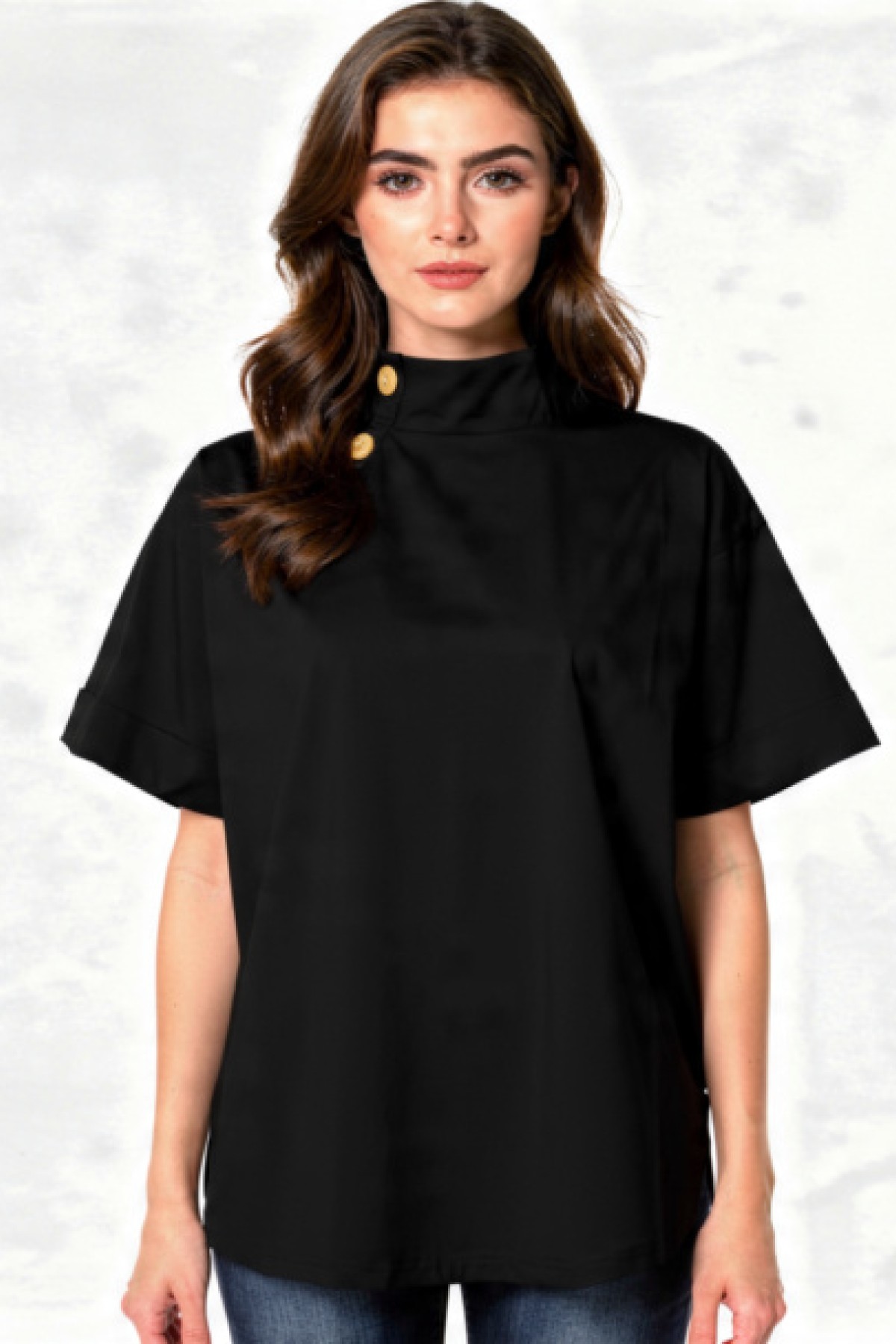 Κοντομάνικη  stylish μπλούζα με πλαϊνά κουμπιά.