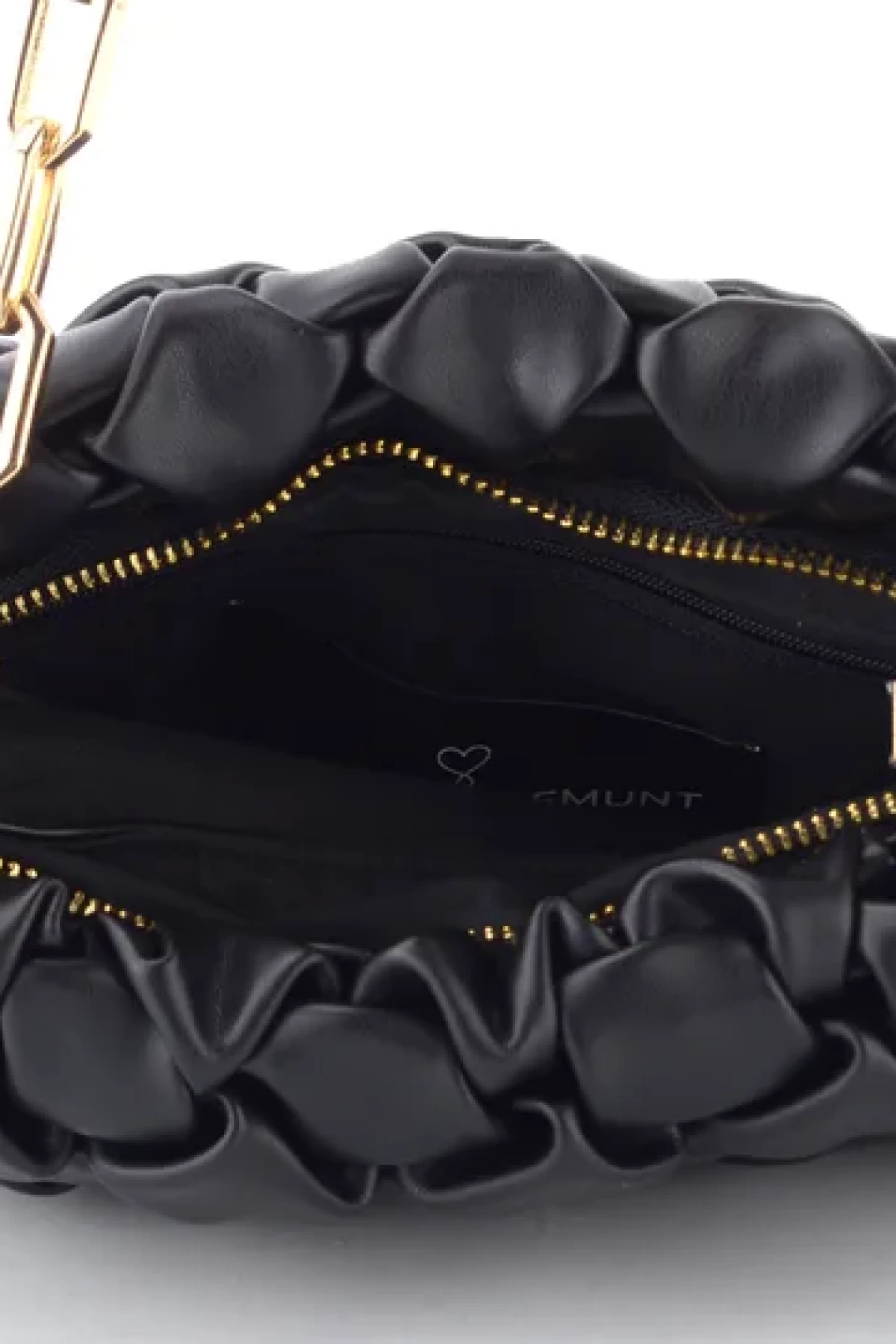 Shoulder bag with knot effect.