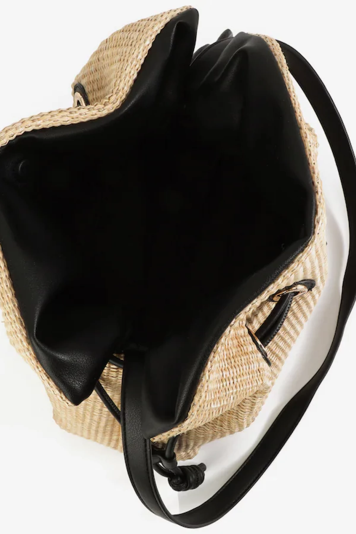 Raffia - Bucket Bag