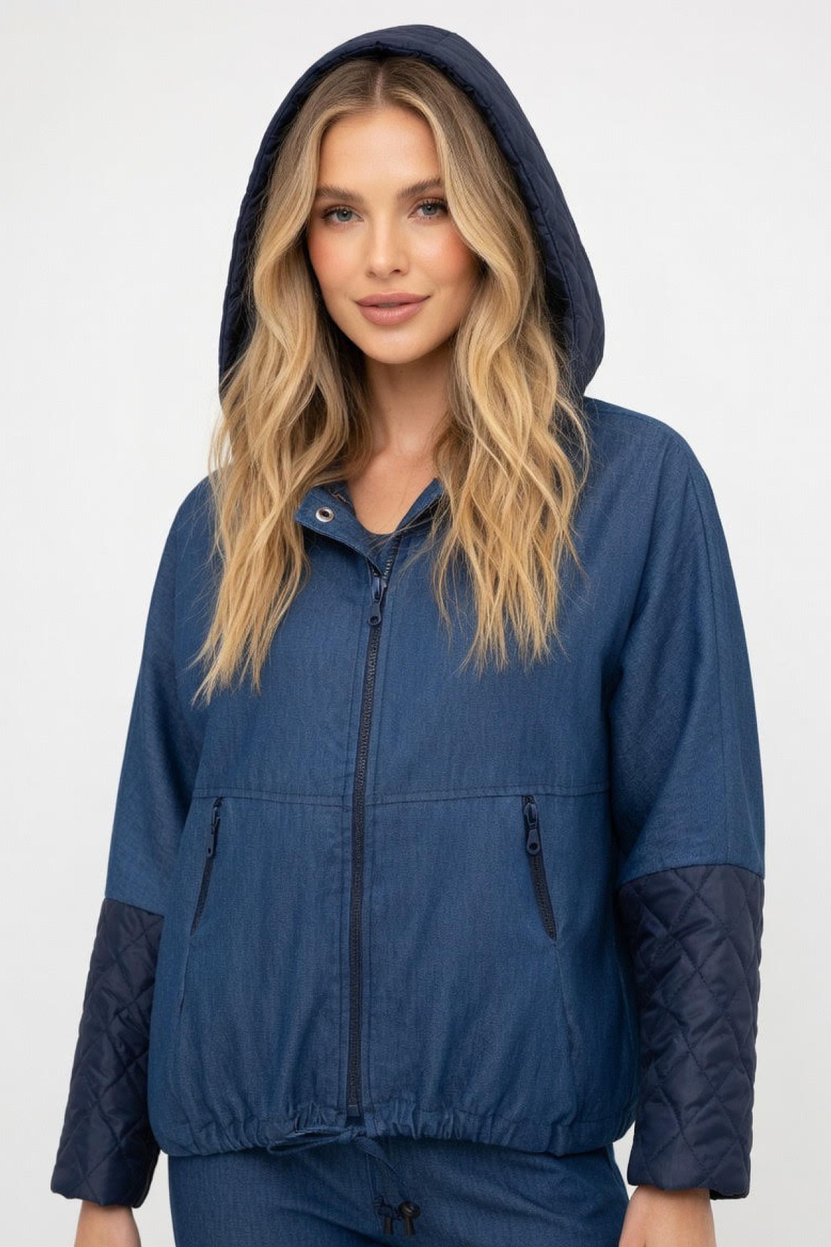 Jeans bomber. Wear it with the matching  pants