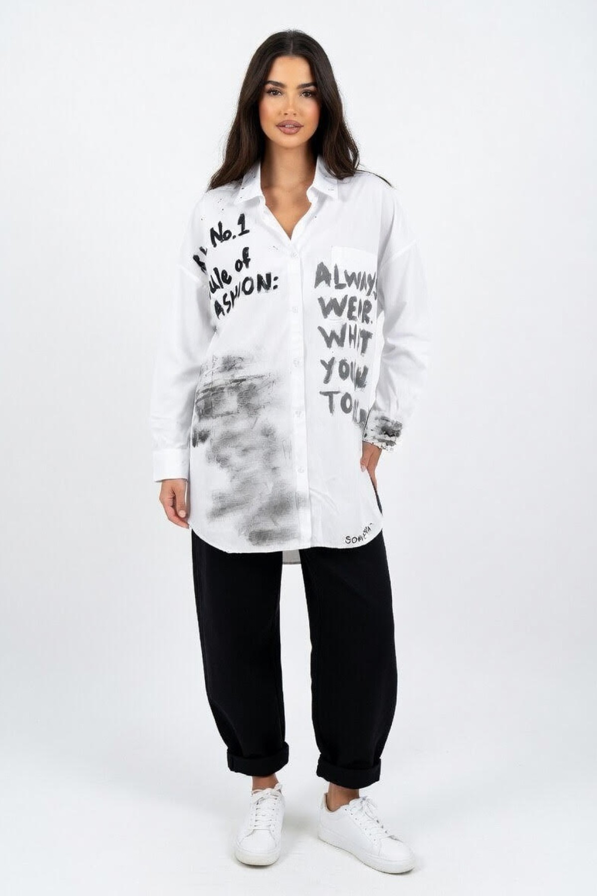 Λευκό oversized πουκάμισο με graffiti prints by SOMMA DESIGN