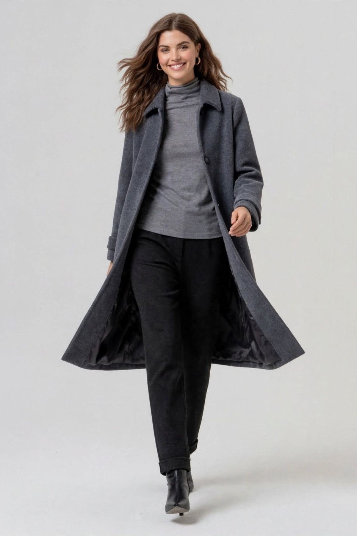 Classic long coat in dark grey / anthracite