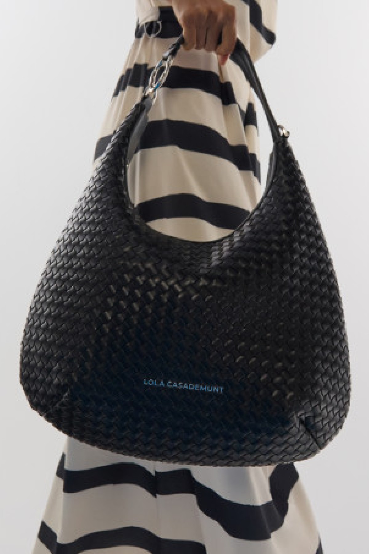 Βraided handbag