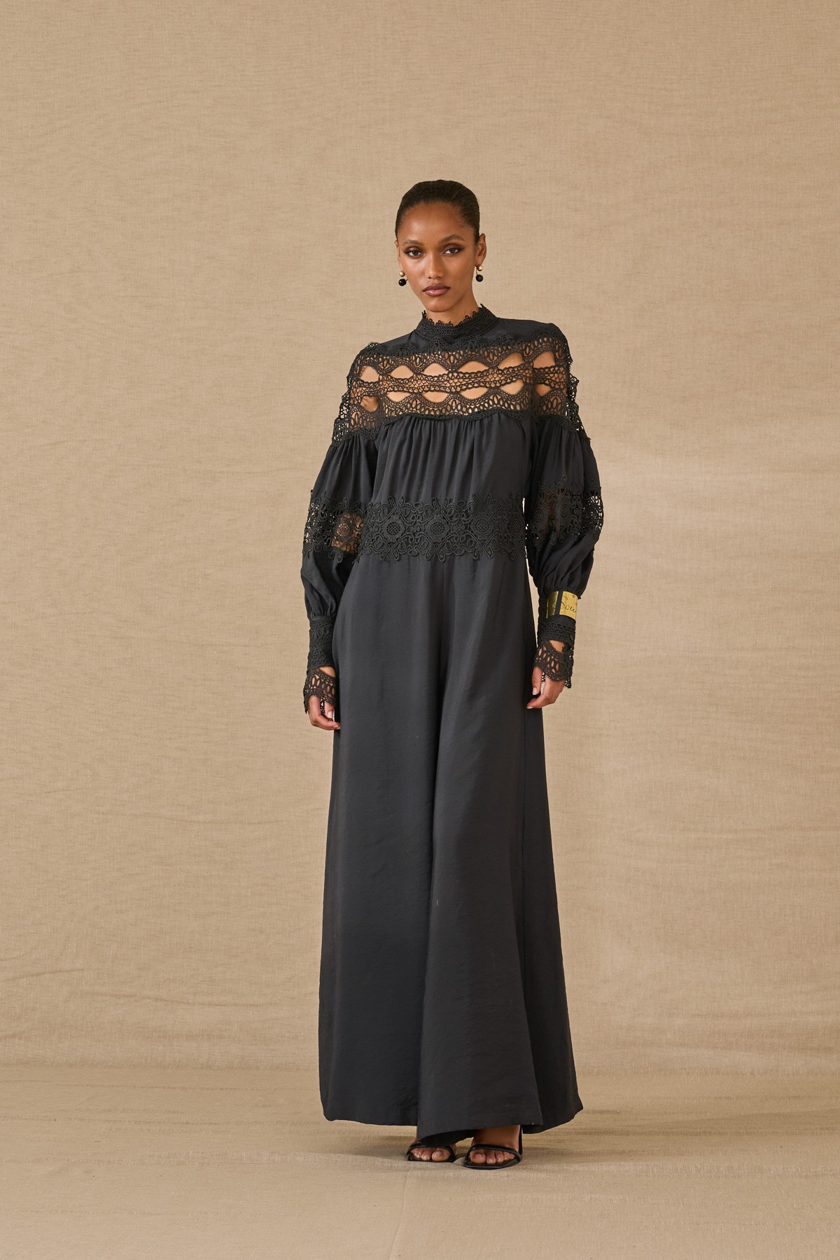 Elegant ολόσωμη φόρμα.