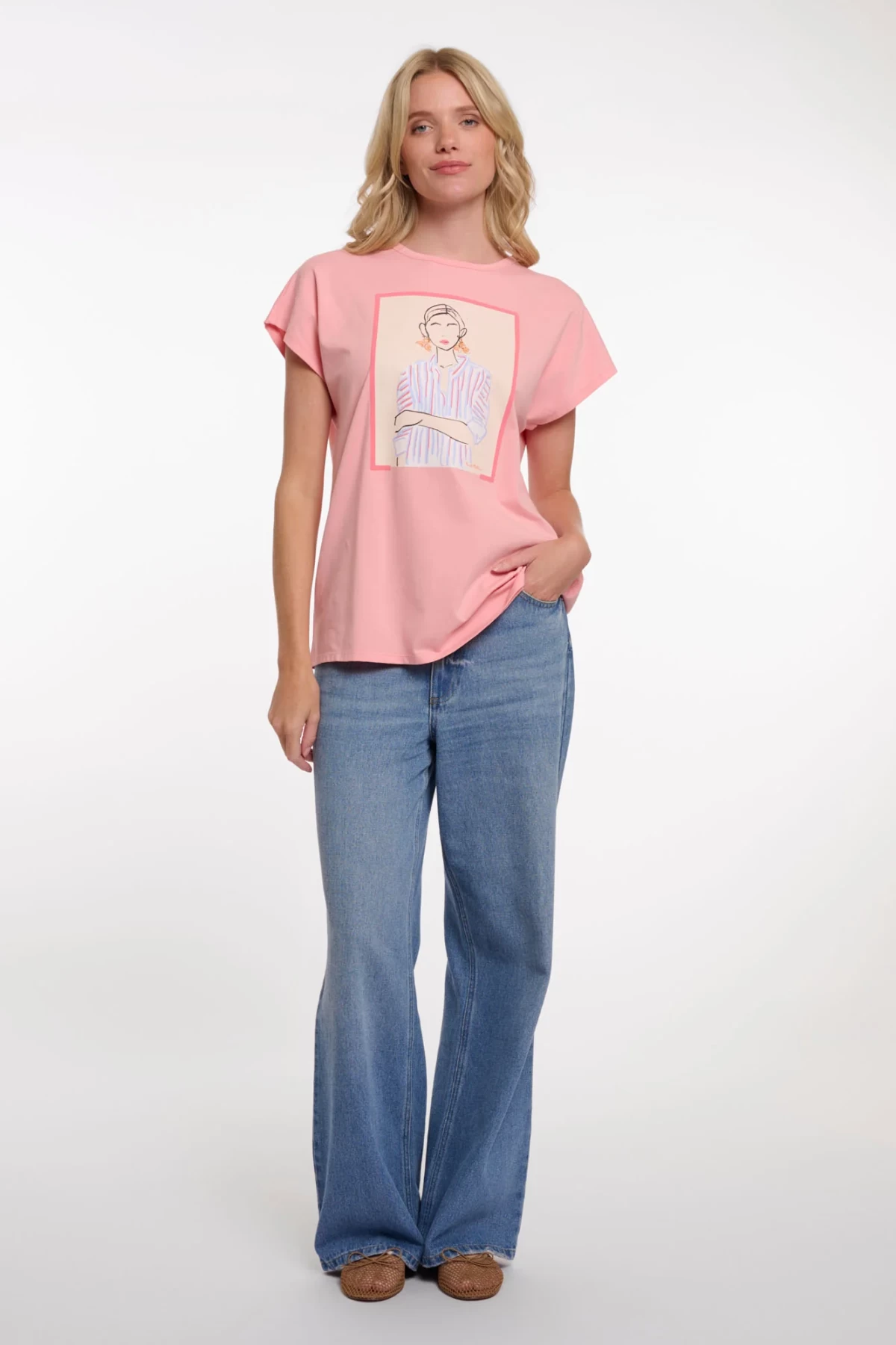 Pink  cotton T-shirt has printed design