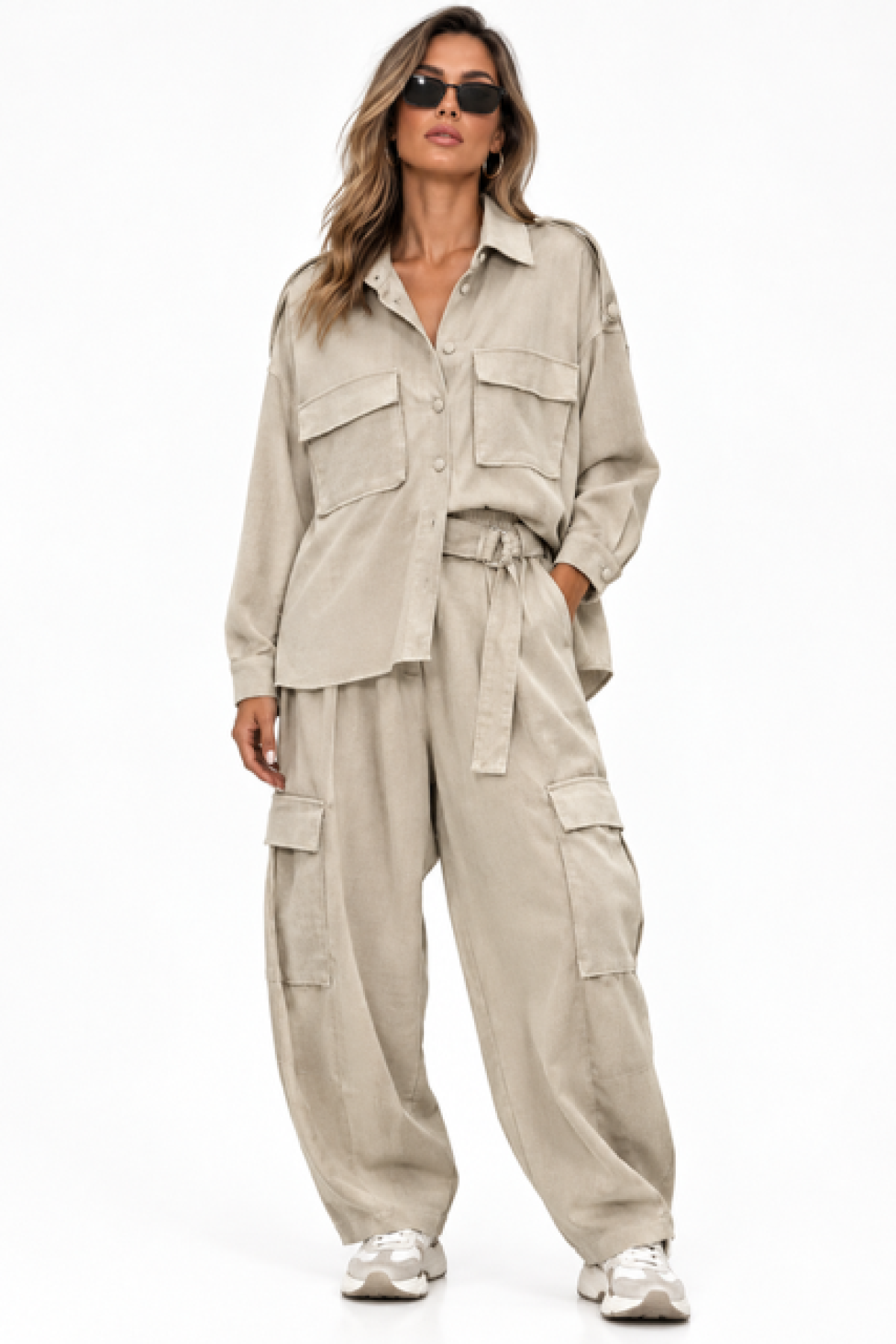 Oversized  πουκάμισο από μαλακό, suede-effect ύφασμα με βελούδινη αφή