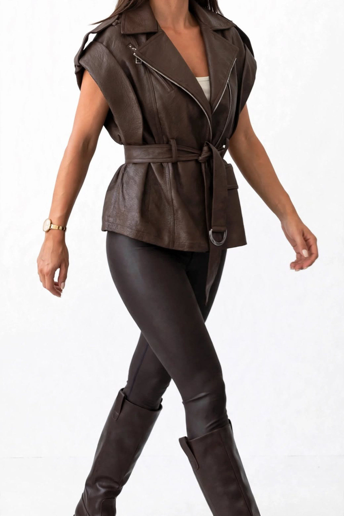 Αμάνικο γιλέκο eco leather με ζώνη