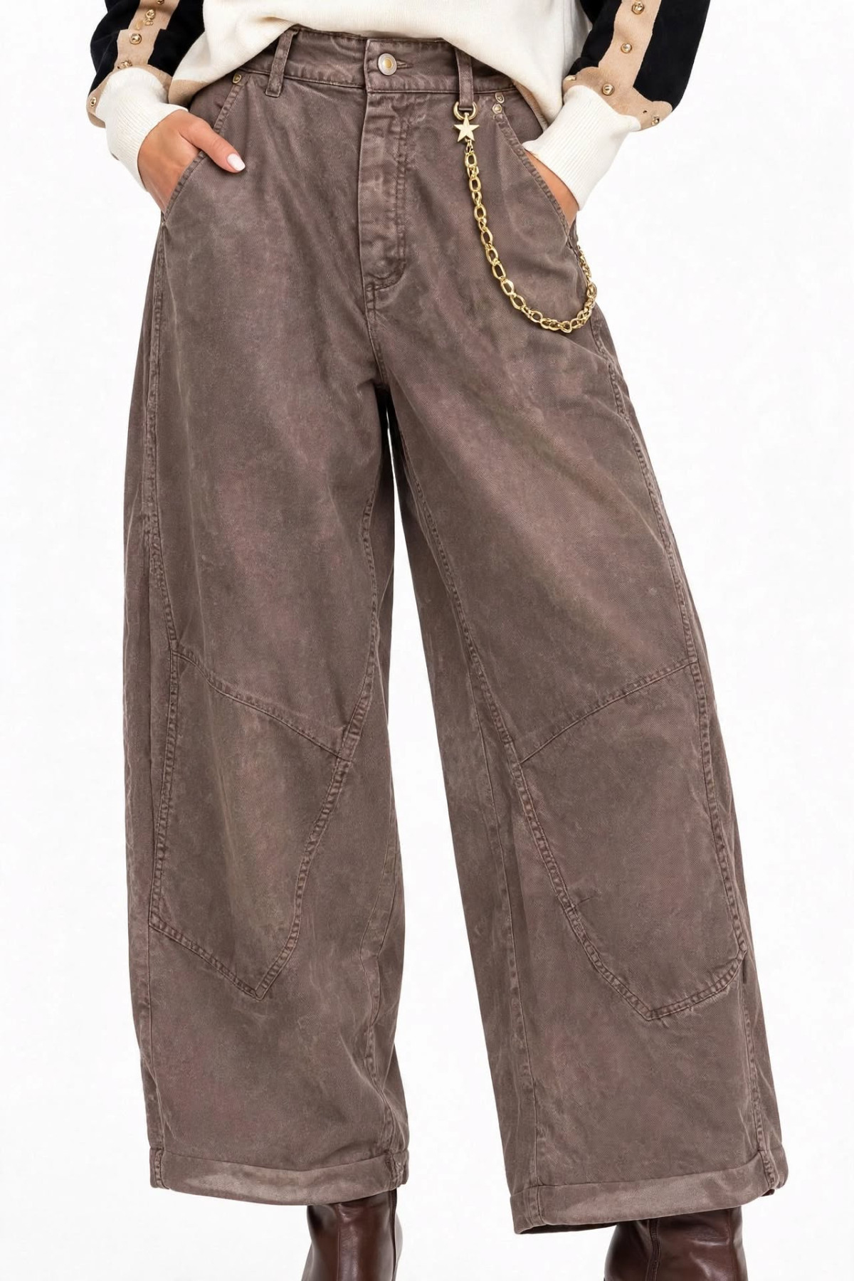 Wide-Leg Barrel Jeans με αποσπώμενη αλυσίδα στο πλάι