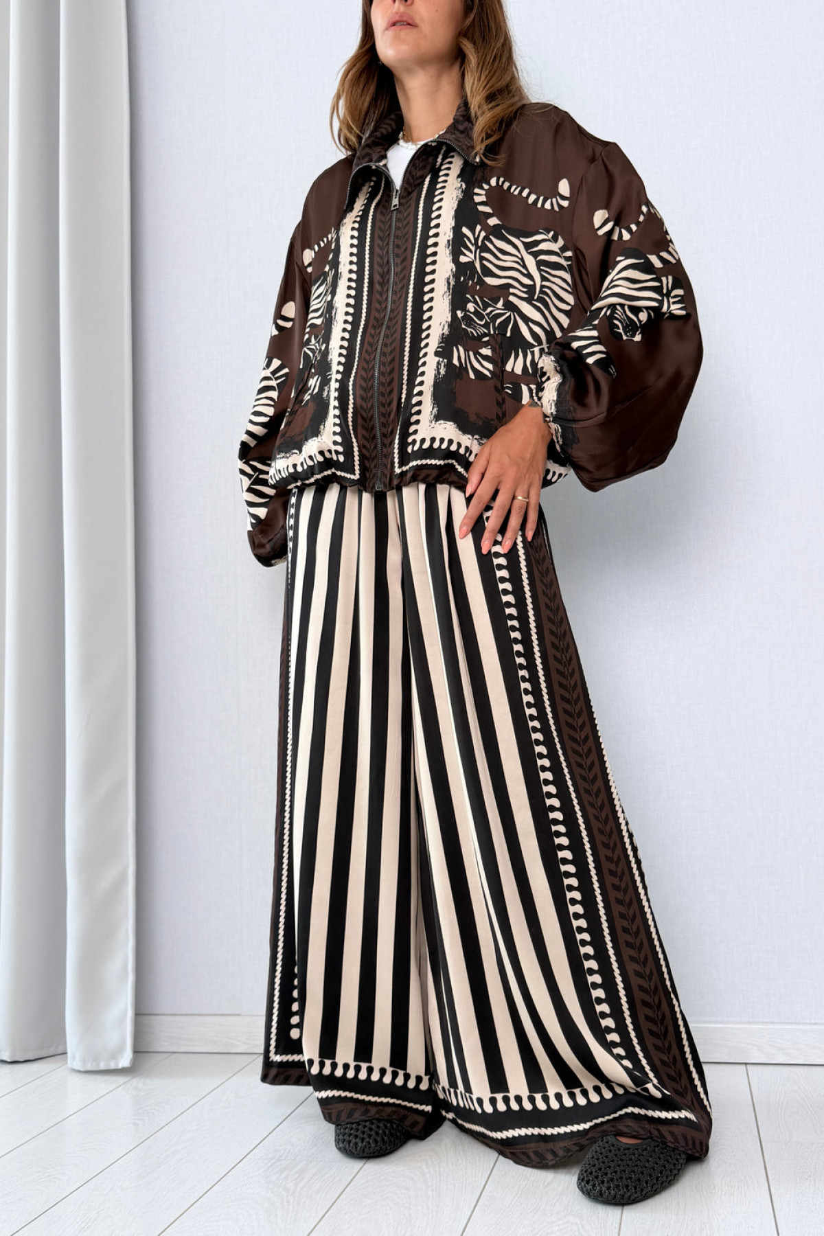 Satin Palazzo Pants with Stripes