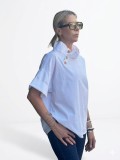 Κοντομάνικη  stylish μπλούζα με πλαϊνά κουμπιά, 100% cotton.