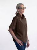 Κοντομάνικη  stylish μπλούζα με πλαϊνά κουμπιά, 100% cotton.