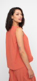 Sleeveless loose top