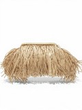 Πλεκτό Clutch από ψάθα (Raffia Style)  καλυμμένο με μακριά κρόσσια μπροστά στην ίδια απόχρωση.