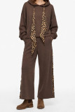 Loose pants / hoodie with elastic waist for a comfortable fit.