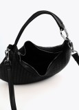 Βraided handbag