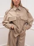 Oversized  πουκάμισο από μαλακό, suede-effect ύφασμα με βελούδινη αφή
